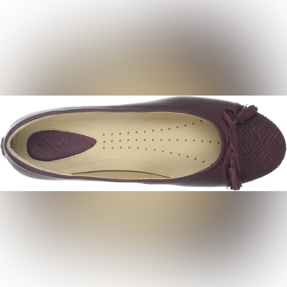 ECCO Women’s Burgundy Leather Ballet Flats Angel Bow Size 41 / 9.5-10 US - Picture 2 of 9